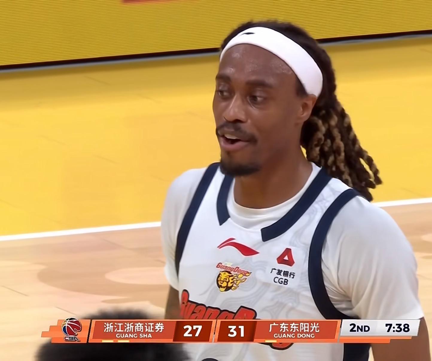 华体会官方网站-随着广东赢球、北京落败，CBA又乱了！广东重回第三，北京第四